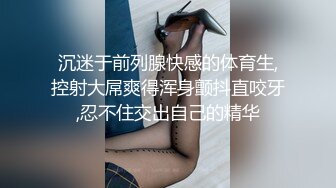 小女友 在家撅着屁屁被无套后入 身材不错 细腰大屁屁